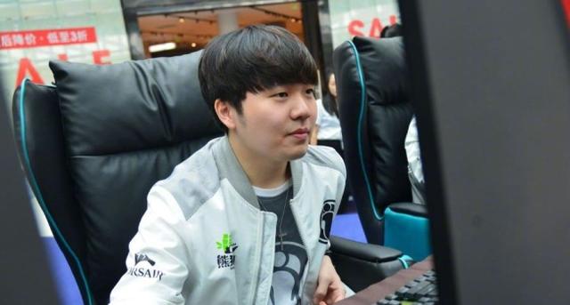 伯恩茅斯门将：与切尔西战平的结果很公平，我们正重回正轨