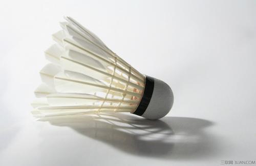 惊天争议！西班牙人1-0巴列卡诺，裁判两红牌+点球引爆全场！