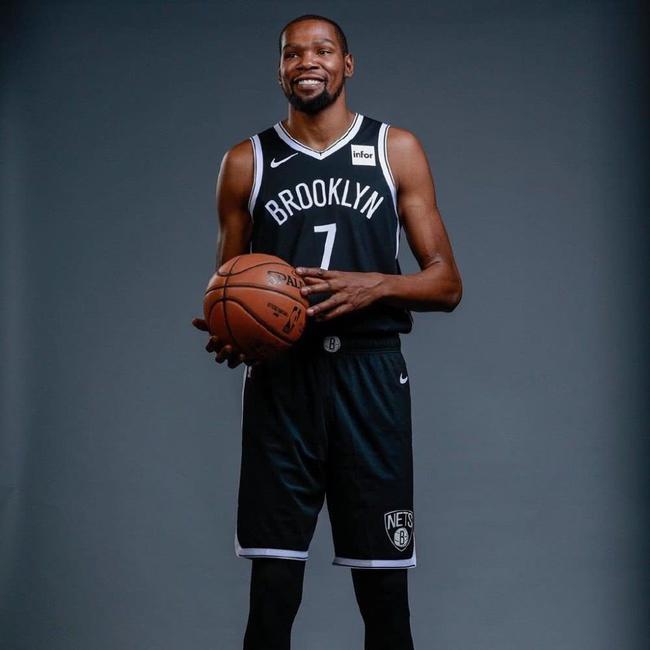 徐正源：通过视频掌握了广岛的优缺点，明天比赛绝不后退