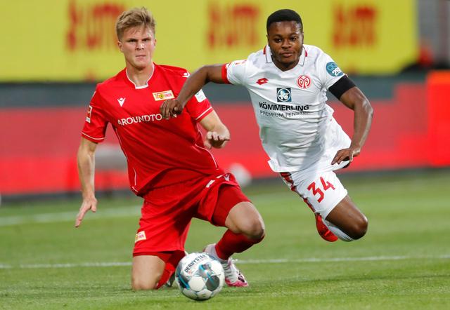 都应从中汲 都应从中汲